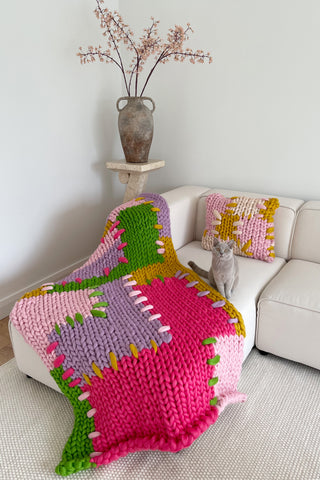 Dahlia Colossal Knit Blanket