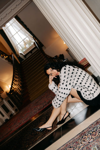 Grobstrickpullover mit blauem Fischmuster