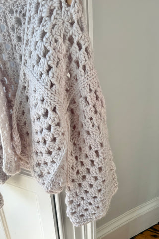 White Chunky Crochet Cardigan S/M (Sample)
