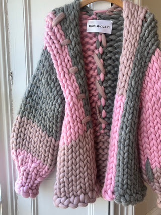 Wren Midi Grobstrick-Cardigan (Beispiel)