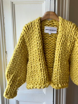 Wren Midi Grobstrick-Cardigan (Beispiel)
