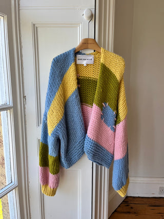 Wren Midi Grobstrick-Cardigan (Beispiel)