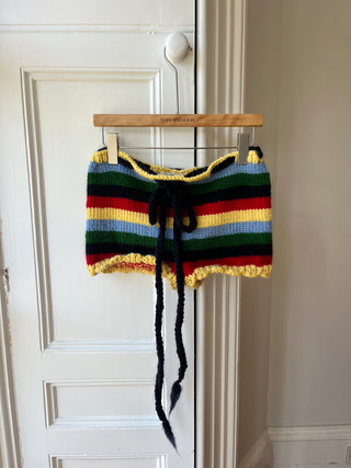 Rosa Grobstrick-Shorts S/M (Beispiel)