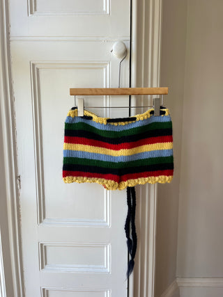 Rosa Grobstrick-Shorts S/M (Beispiel)