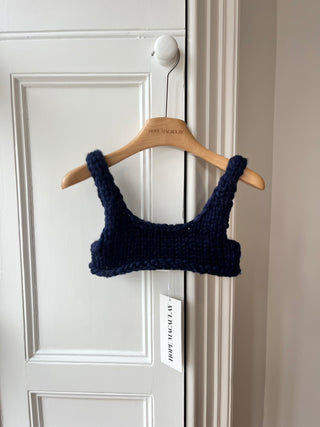 Grobstrick-Bralette in Stachelbeere (Beispiel)