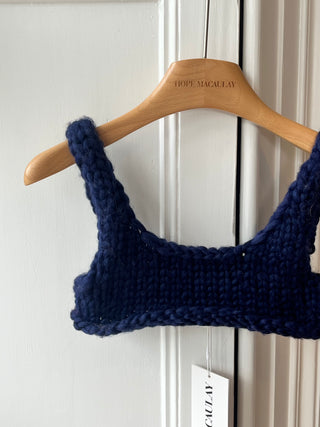 Grobstrick-Bralette in Stachelbeere (Beispiel)